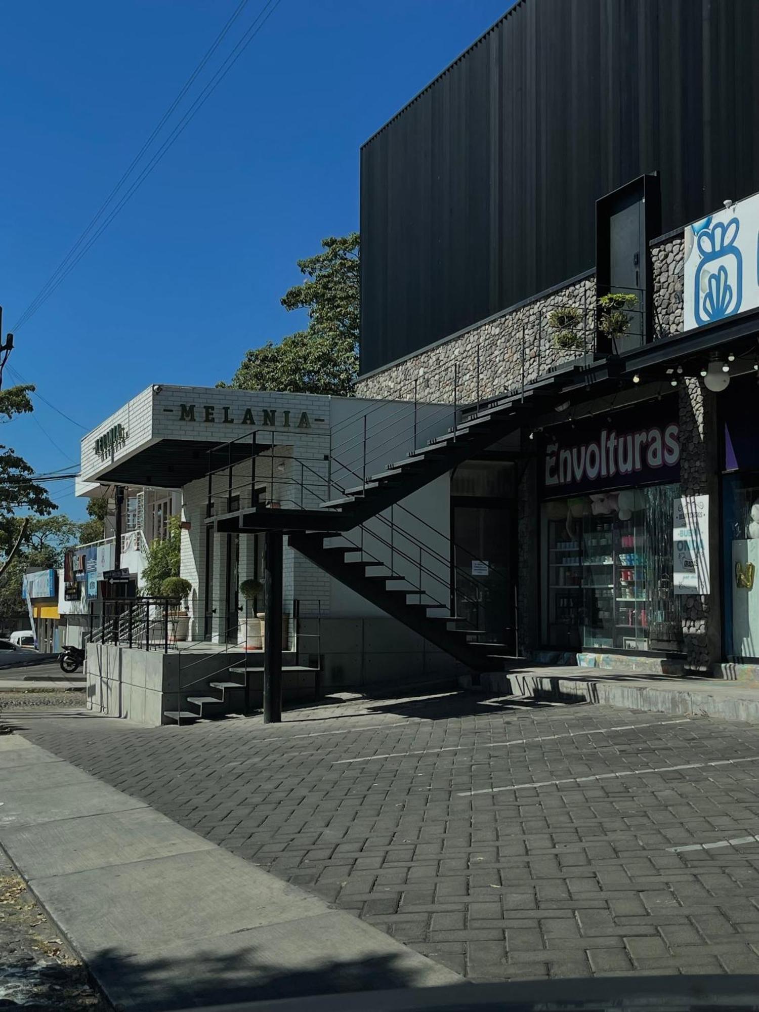 Homa Lofts Apartment Colima Bagian luar foto